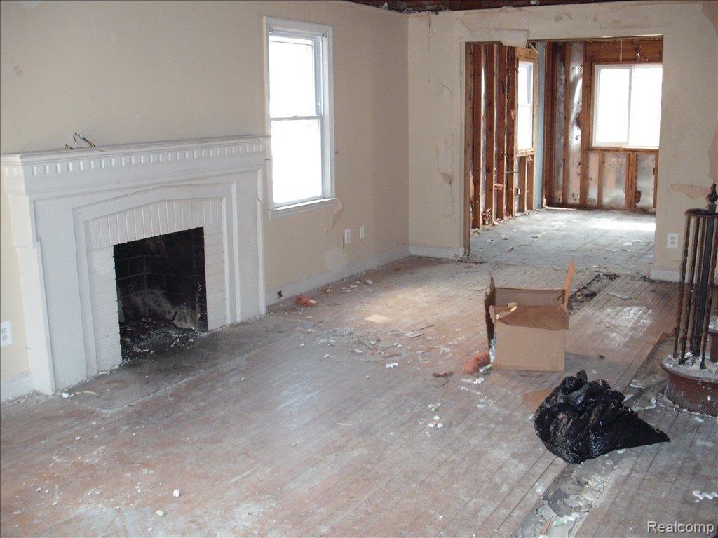 14230 Greenview Road Detroit, MI 48223 - Photo 5 of 11 DSCF5150