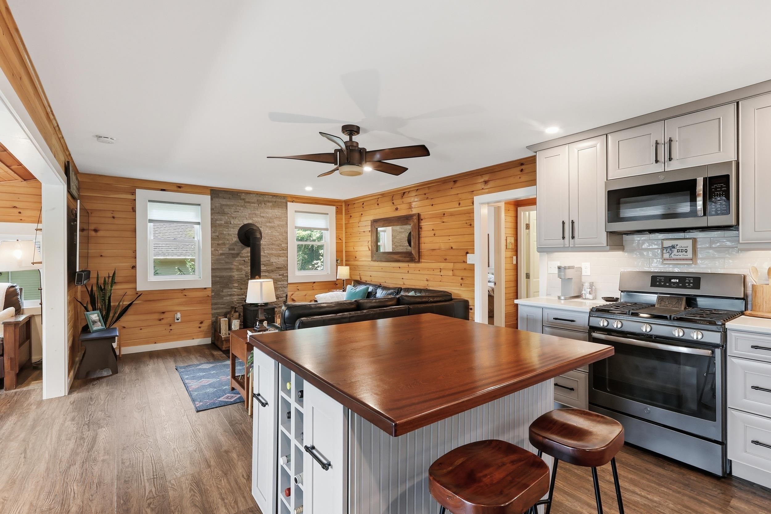 470 Mica Point Road Barrington, NH 03825 - Photo 8 of 42