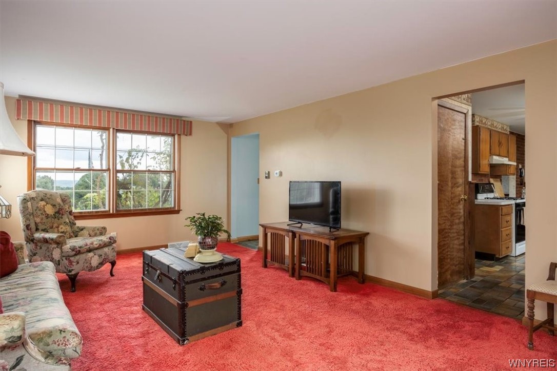 9186 Phillips Road Colden, NY 14080 - Photo 6 of 32