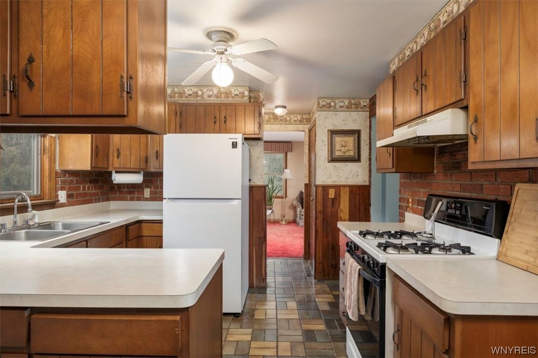 9186 Phillips Road Colden, NY 14080 - Photo 10 of 32