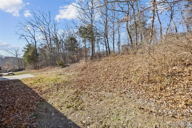 $289,900 | 5641 Hawks Landing Drive, Hillsboro, MO 63050