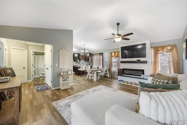 $289,900 | 5641 Hawks Landing Drive, Hillsboro, MO 63050