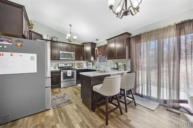 $289,900 | 5641 Hawks Landing Drive, Hillsboro, MO 63050