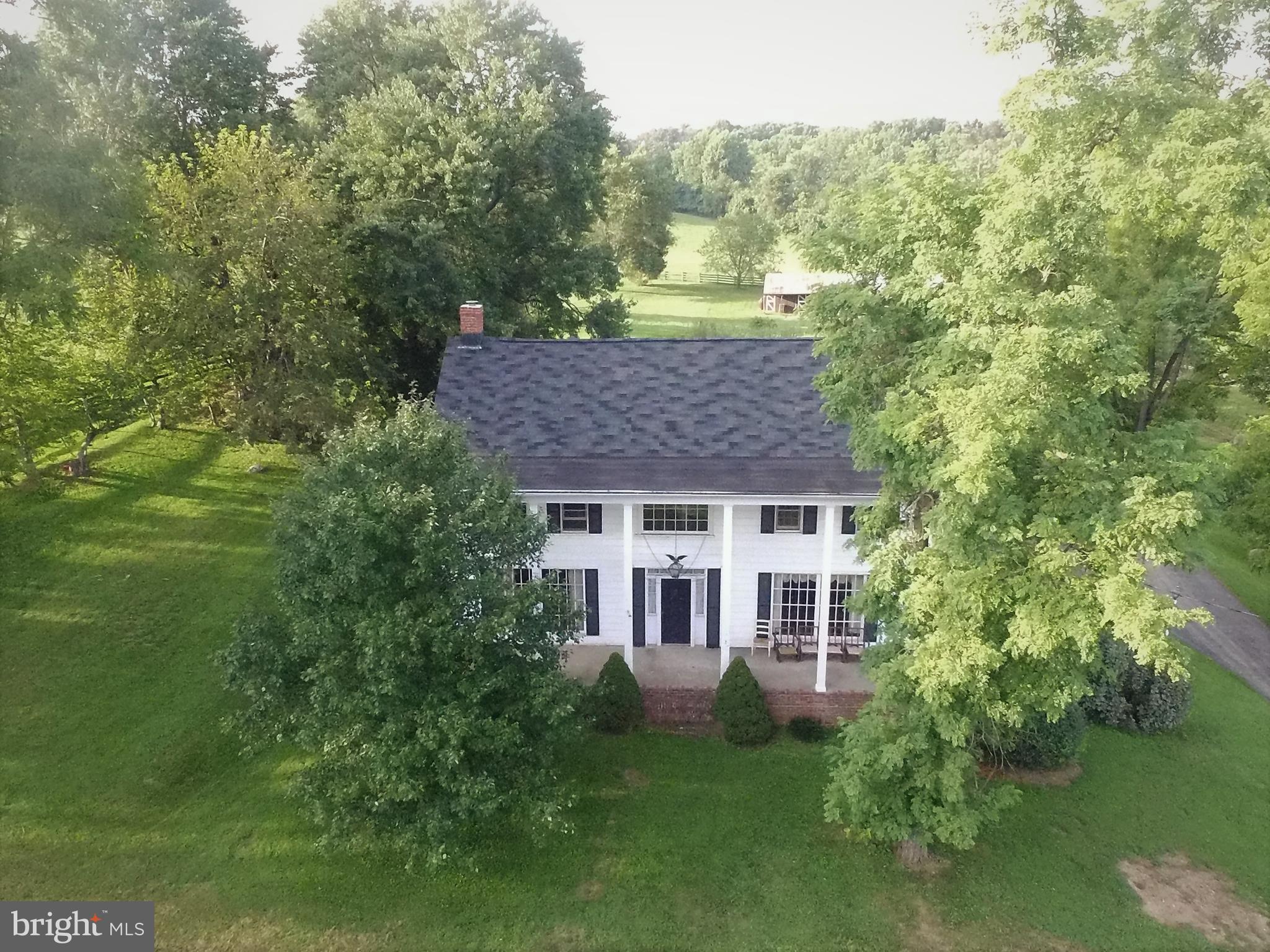 9401 Dr Perry Road Ijamsville, MD 21754 - Photo 1 of 20 Exterior (Front)