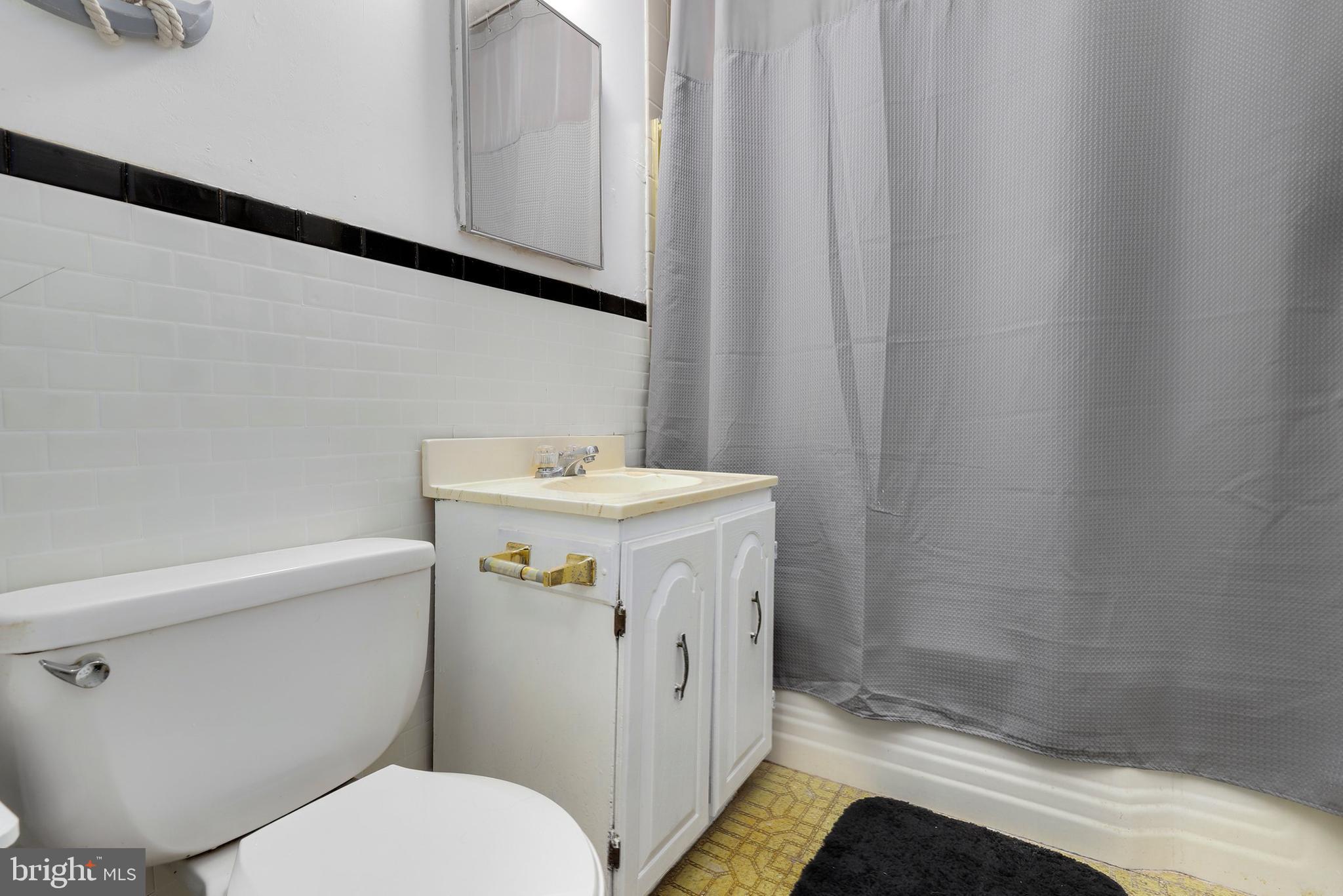 6816 Westcott Road Falls Church, VA 22042 - Photo 17 of 30