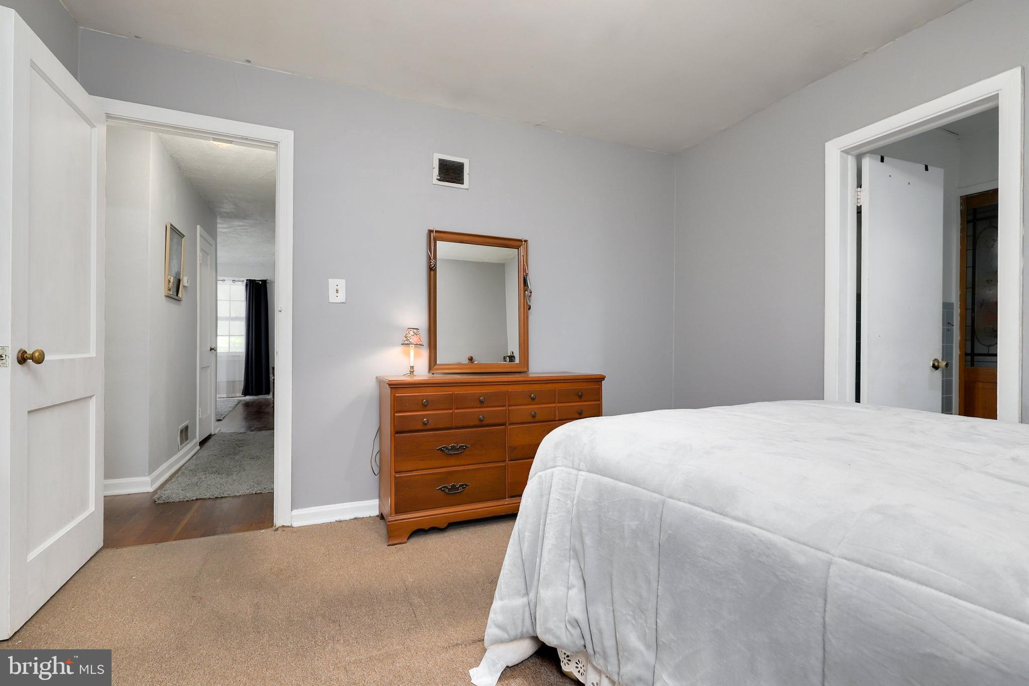 6816 Westcott Road Falls Church, VA 22042 - Photo 21 of 30