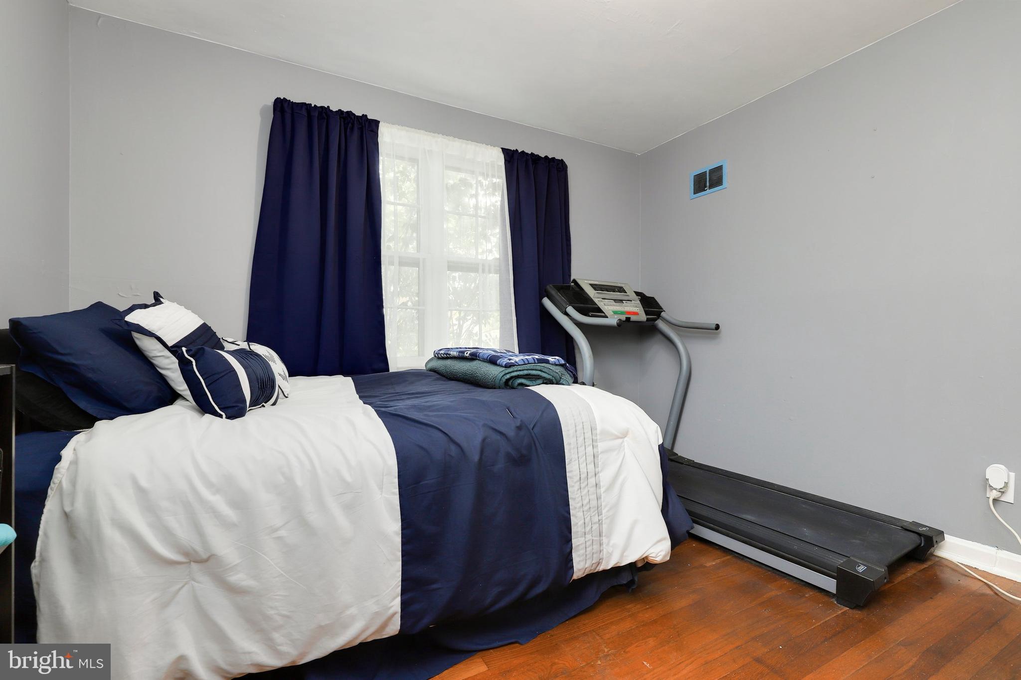 6816 Westcott Road Falls Church, VA 22042 - Photo 25 of 30