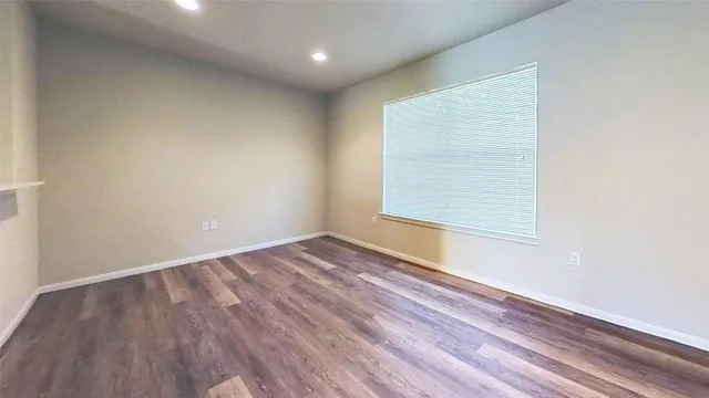 $999 | 304 Stubblefield Lane, Unit 304, Liberty Hill, TX 78642