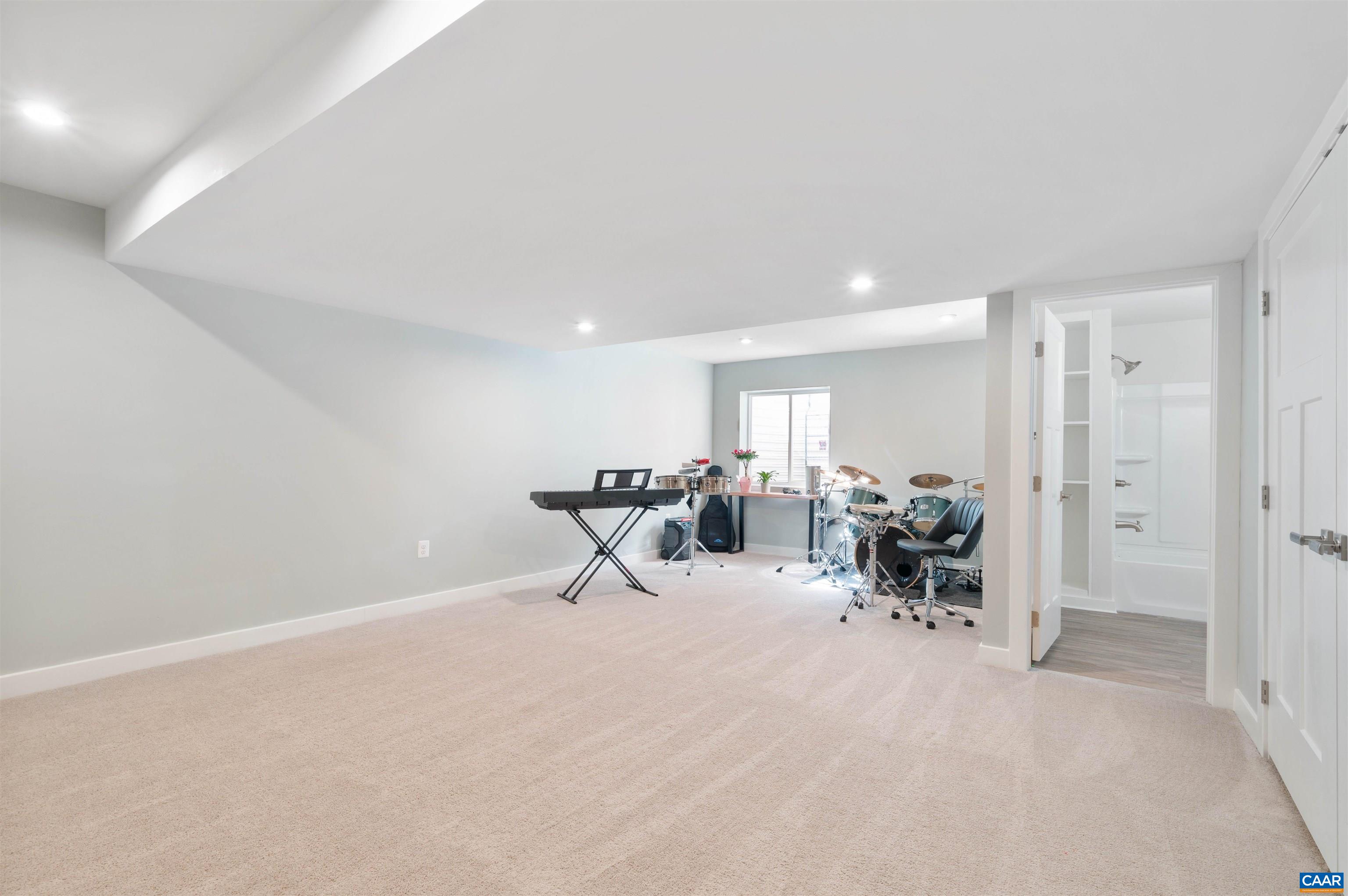 4382 Sunset Drive Charlottesville, VA 22911 - Photo 32 of 40 Gallery Image 32