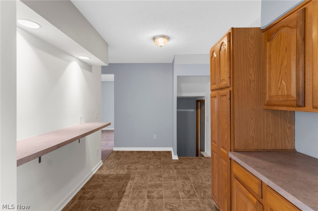 3267 Bell Wick Road Hubbard, OH 44425 - Photo 6 of 29