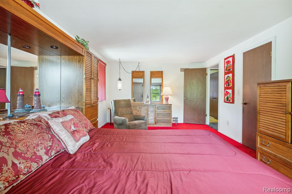 15168 Riverside Street Livonia, MI 48154 - Photo 40 of 70