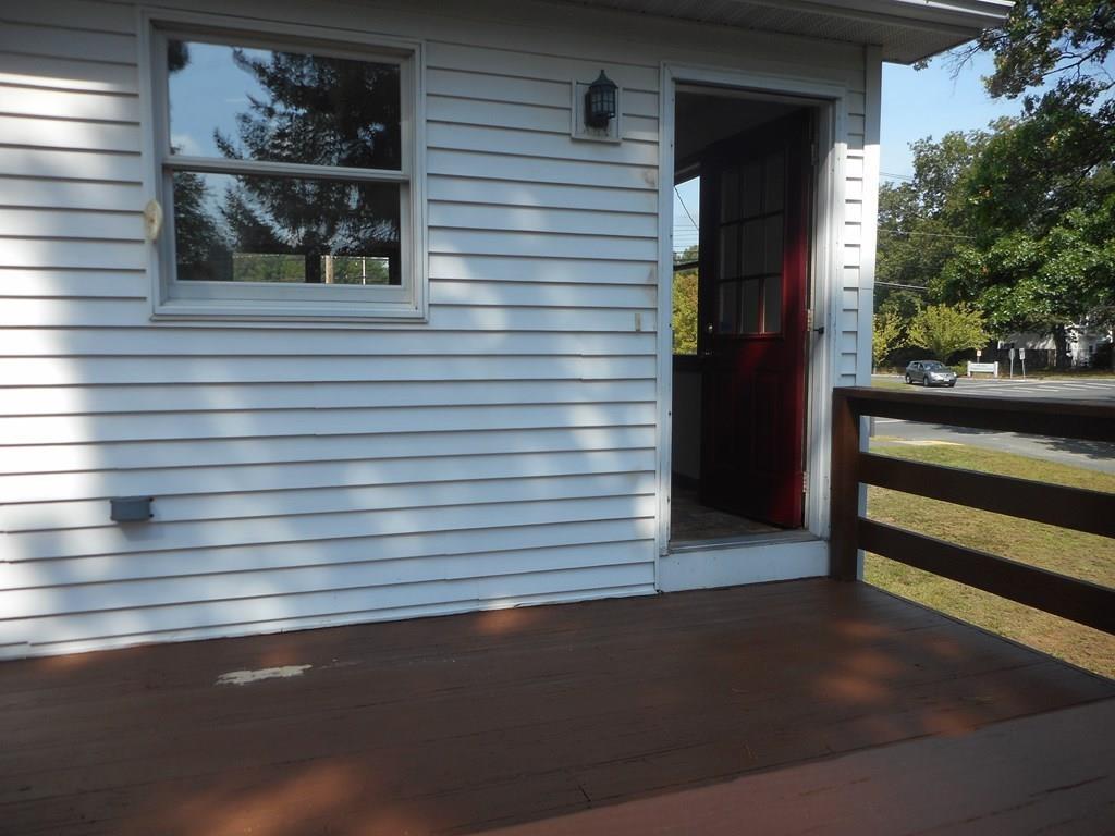 347 Southampton Road Westfield, MA 01085 - Photo 19 of 20 Gallery Image 19