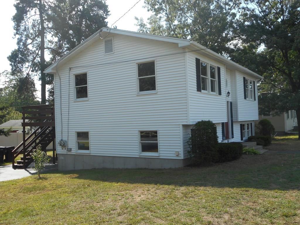 347 Southampton Road Westfield, MA 01085 - Photo 2 of 20 Gallery Image 2