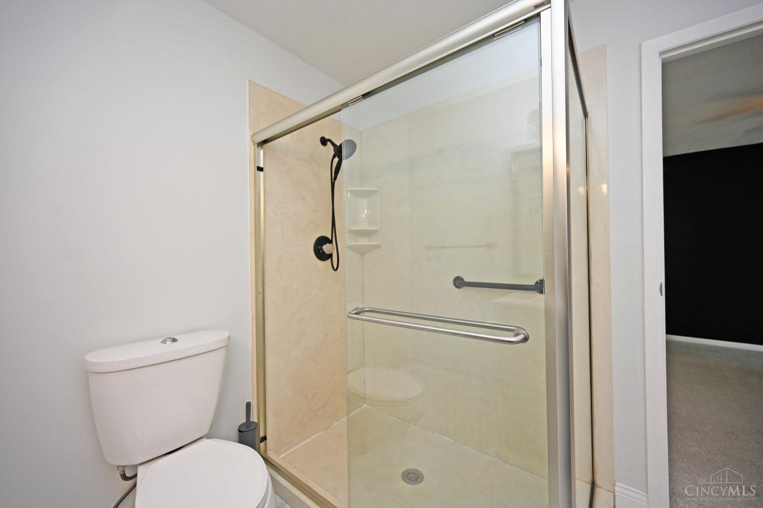 7284 East Galbraith Road Cincinnati, OH 45243 - Photo 41 of 58