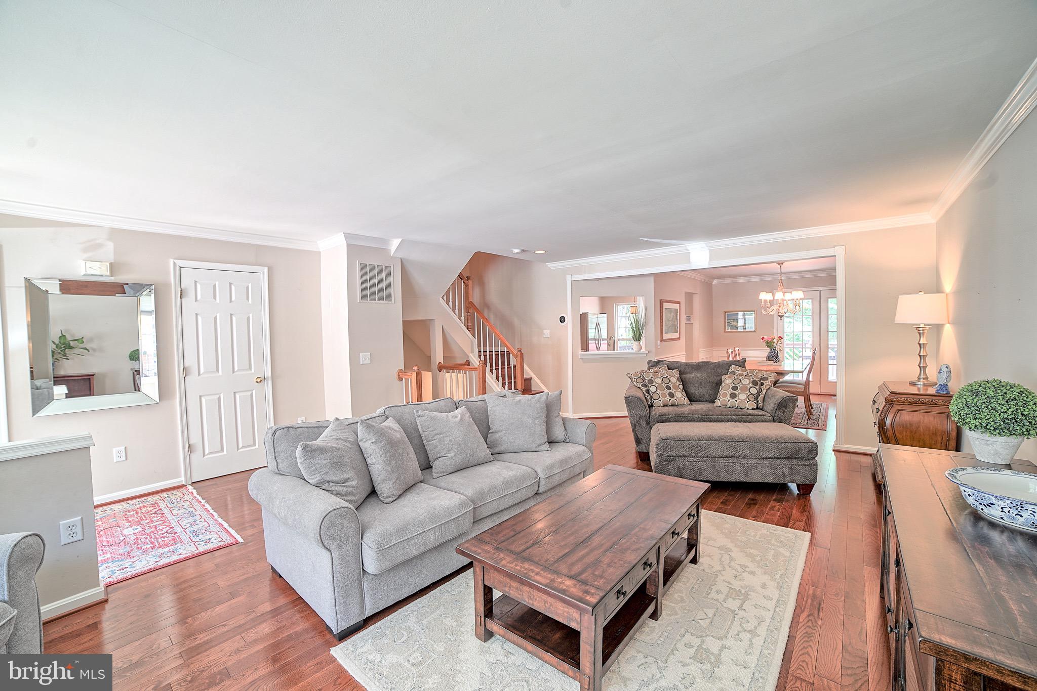 19 Farnham Way Lutherville-Timonium, MD 21093 - Photo 5 of 36