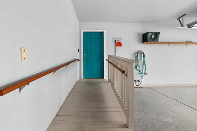 $349,900 | 821 Killarny Trail, De Pere, WI 54115