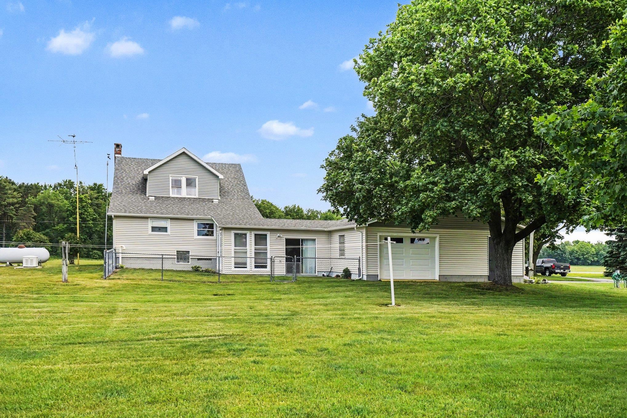 2223 Wyatt Road Standish, MI 48658 - Photo 45 of 48