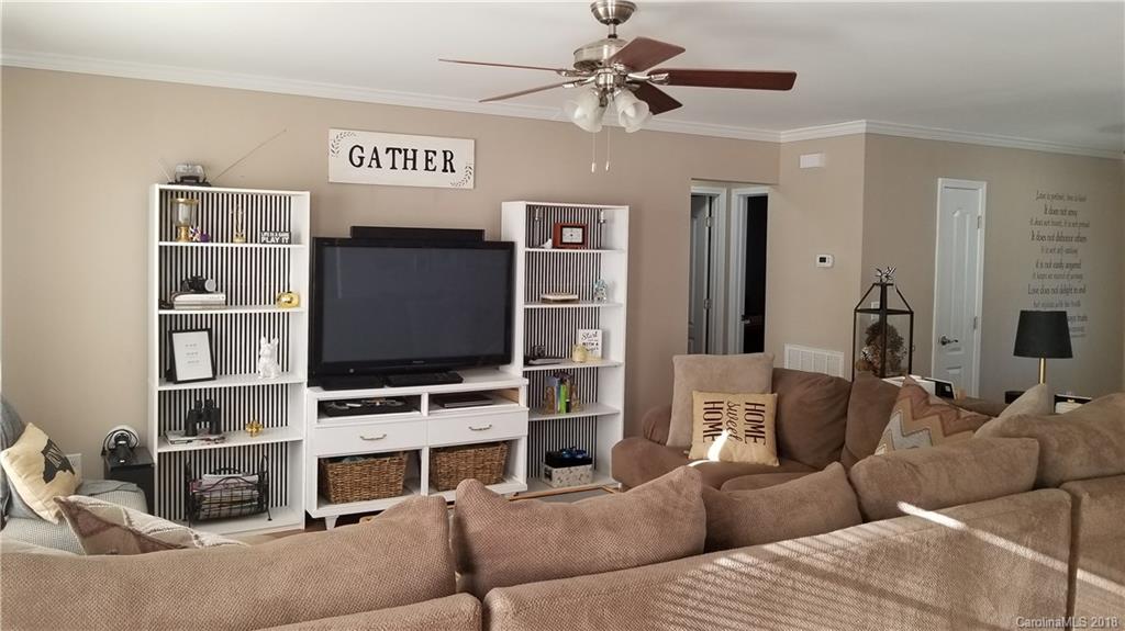 4505 Summit Circle Conover, NC 28613 - Photo 11 of 19 Gallery Image 11