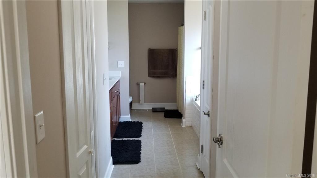 4505 Summit Circle Conover, NC 28613 - Photo 13 of 19 Gallery Image 13