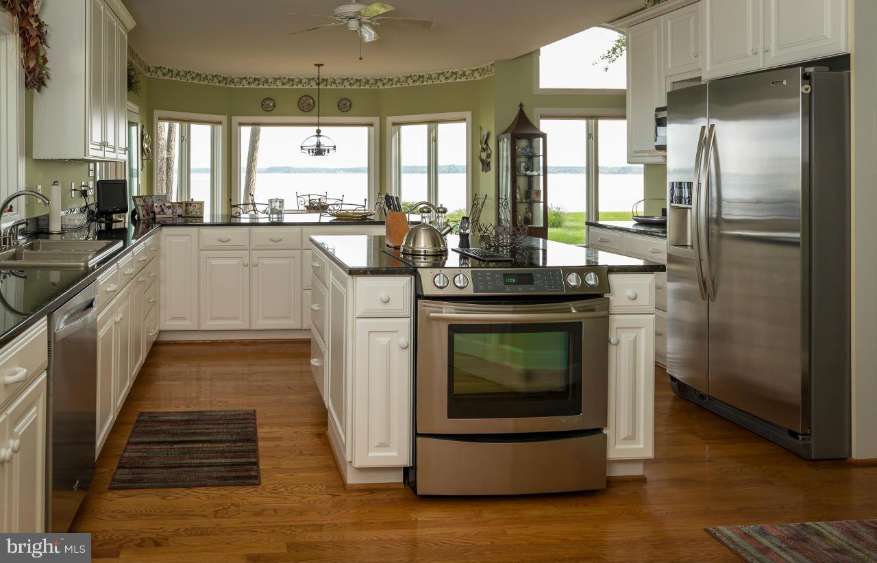 24700 New Post Road St. Michaels, MD 21663 - Photo 10 of 30 Kitchen
