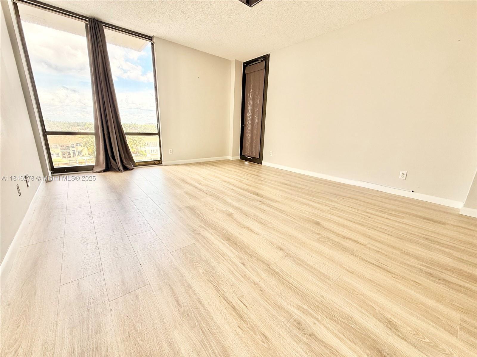 1600 South Ocean Drive, Unit 7B Hollywood, FL 33019 - Photo 11 of 45 Primary bedroom with entrance to balcony