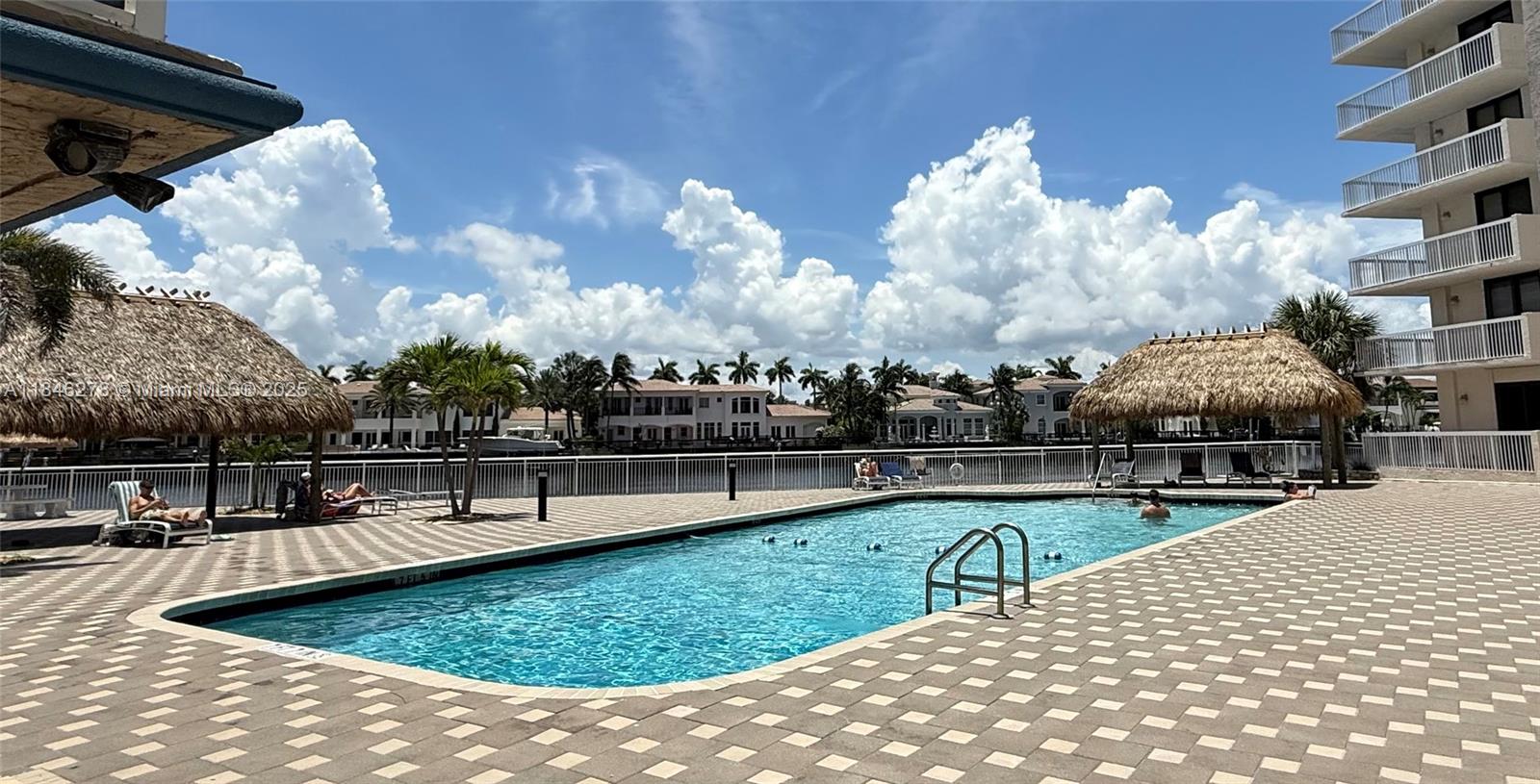 1600 South Ocean Drive, Unit 7B Hollywood, FL 33019 - Photo 5 of 45 Sits right on the intracoastal