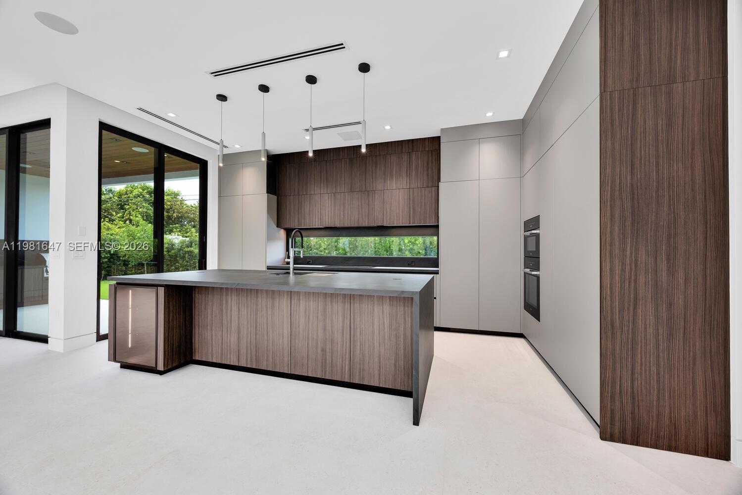 4231 Southwest 11th Street Miami, FL 33134 - Photo 16 of 56