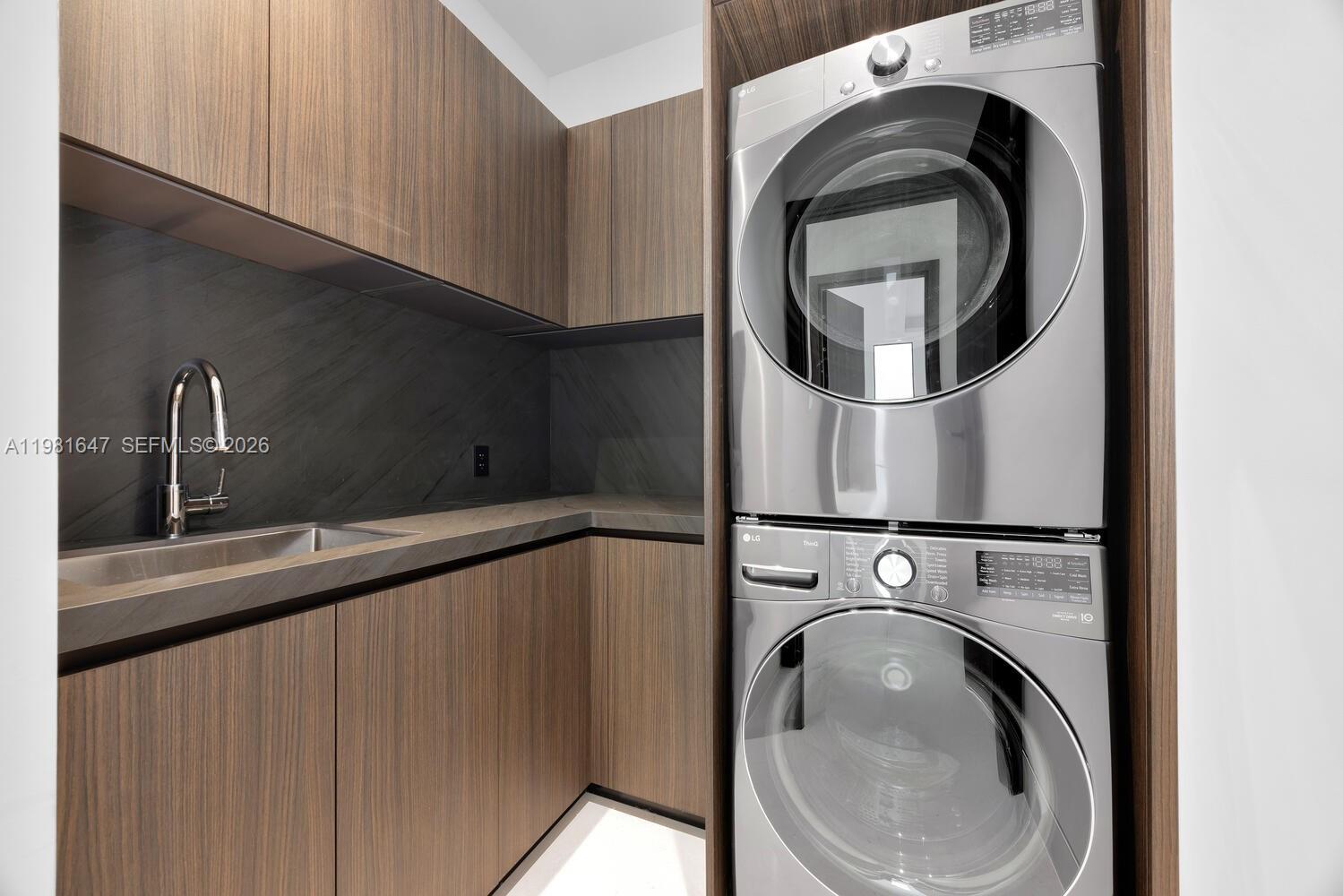 4231 Southwest 11th Street Miami, FL 33134 - Photo 19 of 56