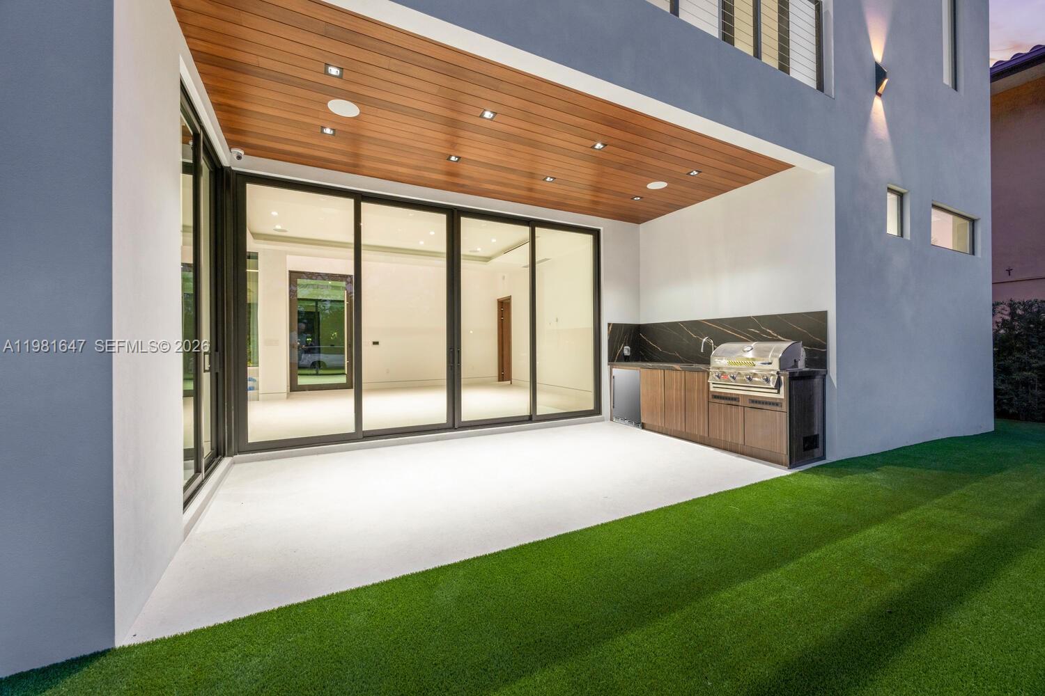 4231 Southwest 11th Street Miami, FL 33134 - Photo 42 of 56