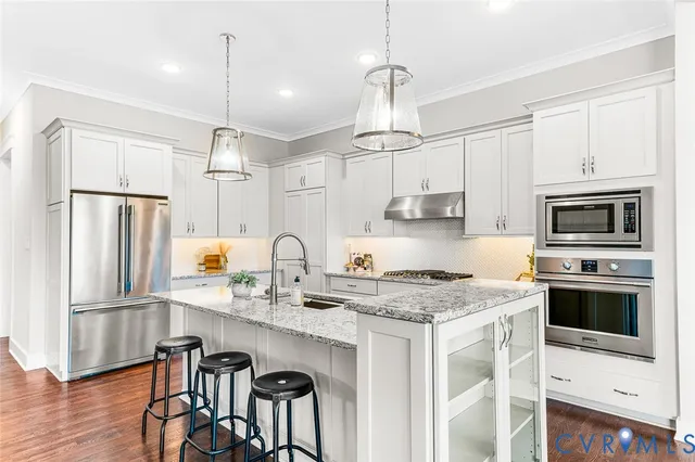 $885,000 | 6985 Carden Park Drive, Moseley, VA 23120