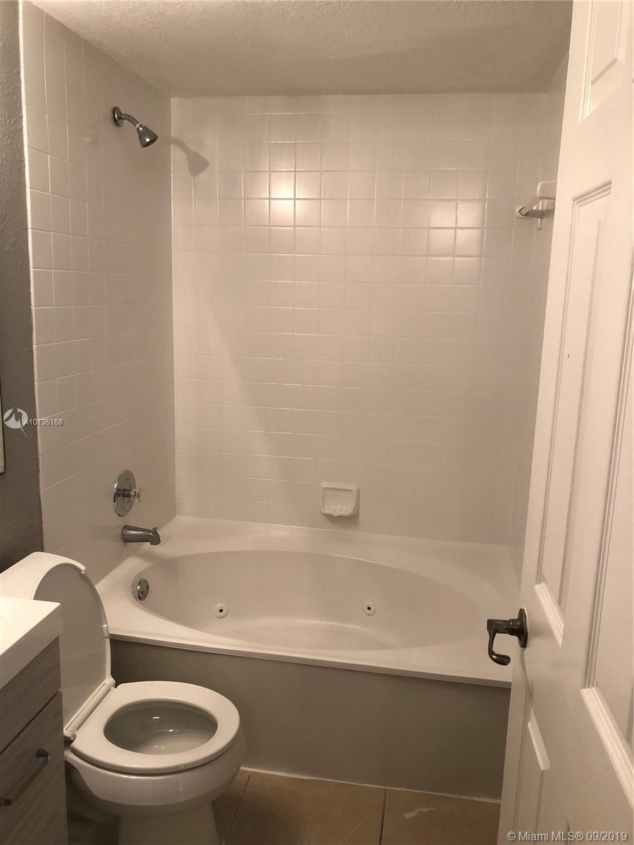 8194 Severn Drive, Unit A Boca Raton, FL 33433 - Photo 19 of 27
