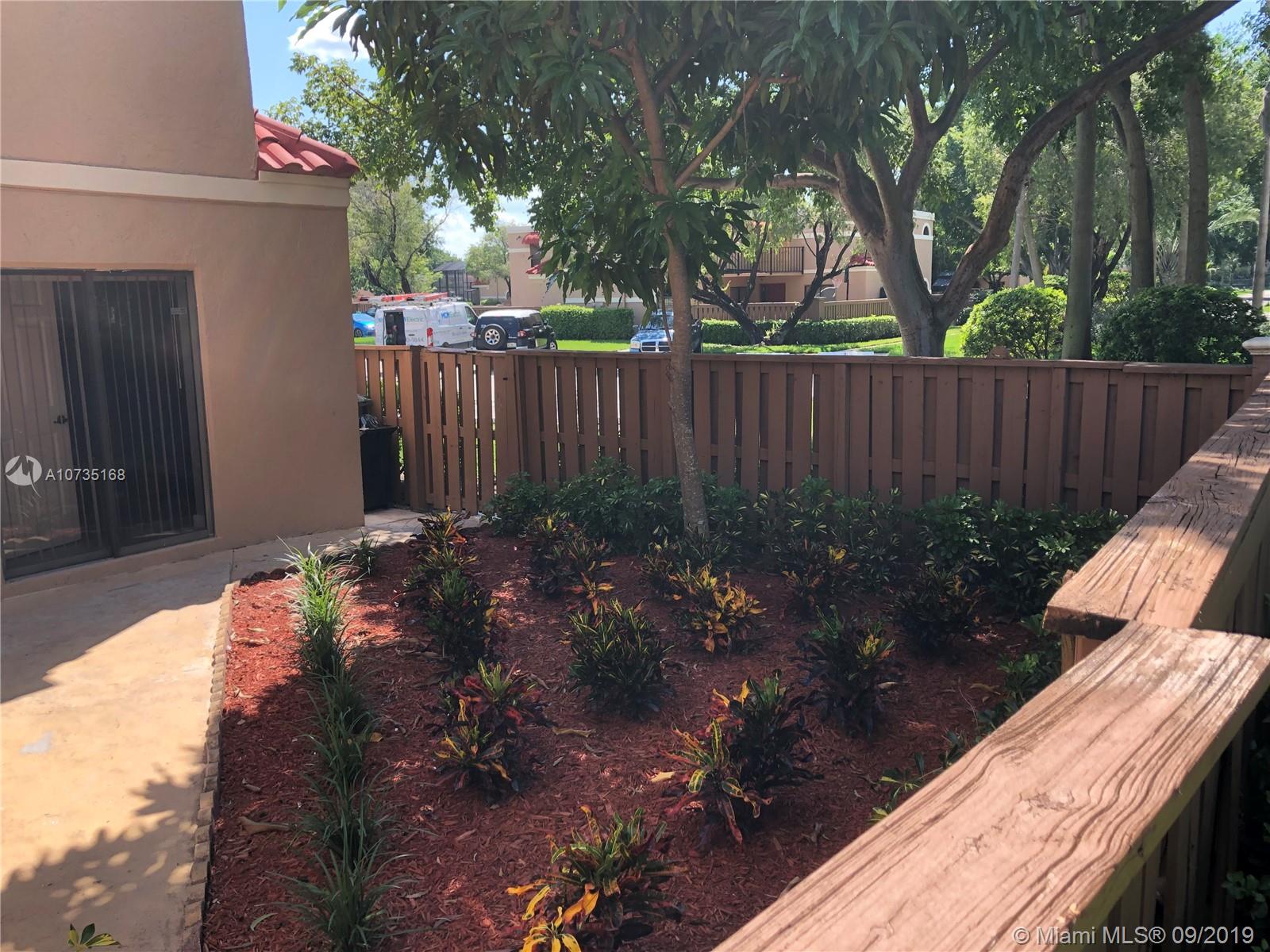 8194 Severn Drive, Unit A Boca Raton, FL 33433 - Photo 4 of 27