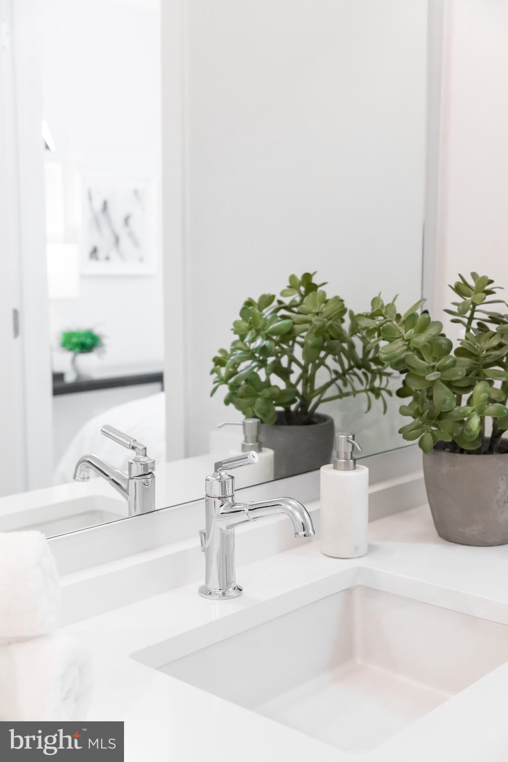 2248 Ontario Road Northwest, Unit 1 Washington, DC 20009 - Photo 21 of 23