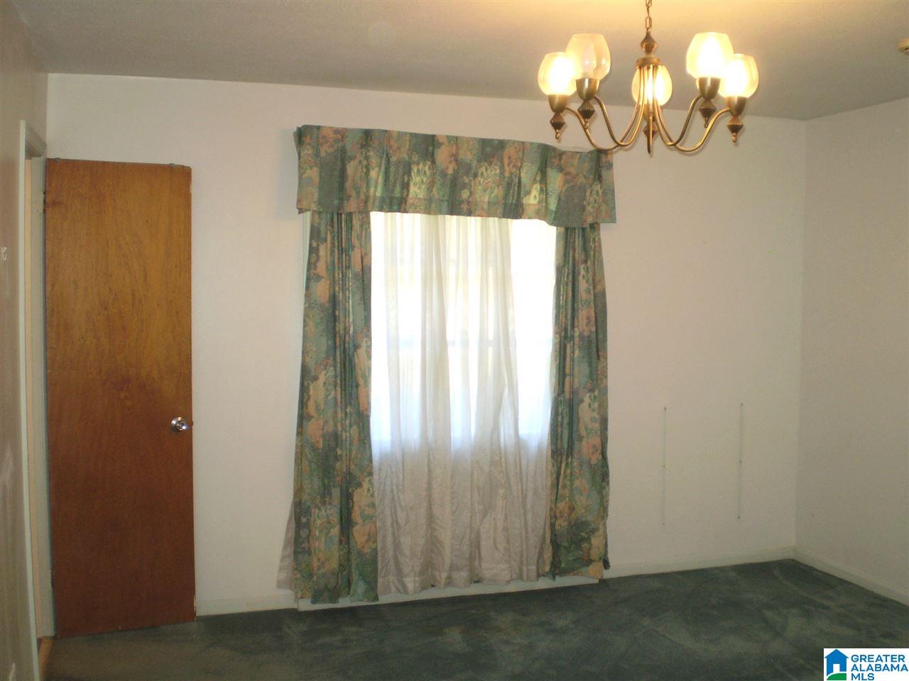 208 26th Avenue Northeast Center Point, AL 35215 - Photo 21 of 50