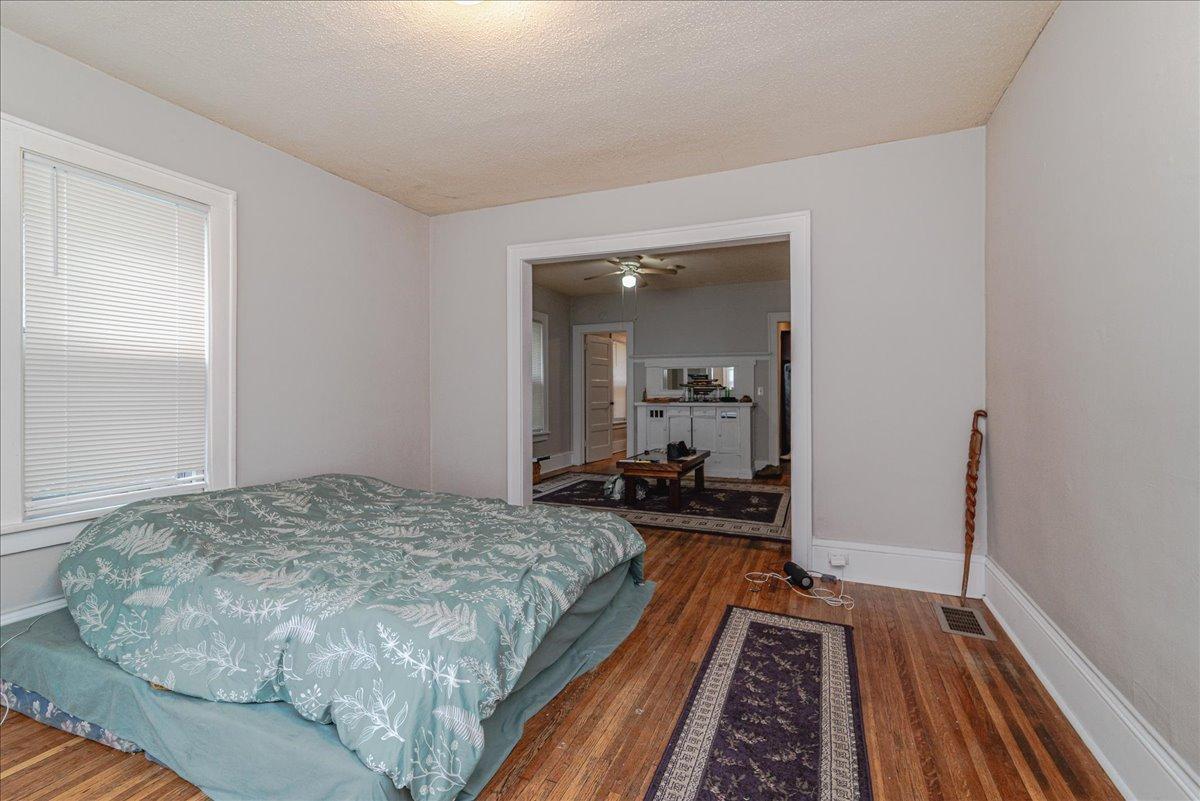 2416 4th Avenue South Minneapolis, MN 55404 - Photo 21 of 28