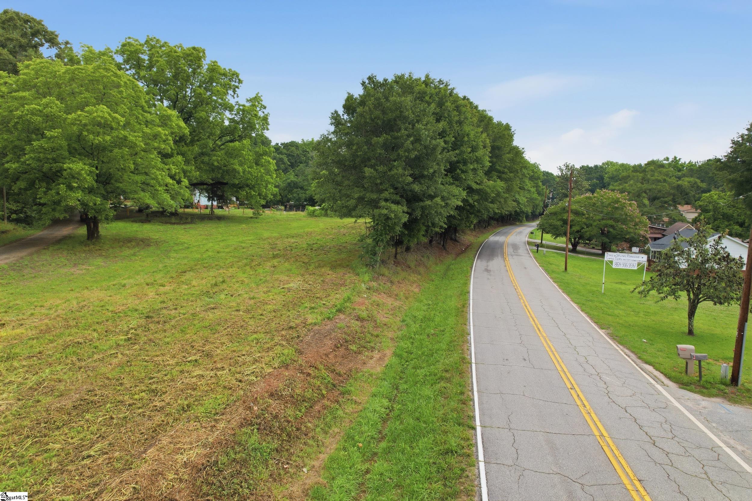 401 Old Pelzer Road Pelzer, SC 29669 - Photo 8 of 12