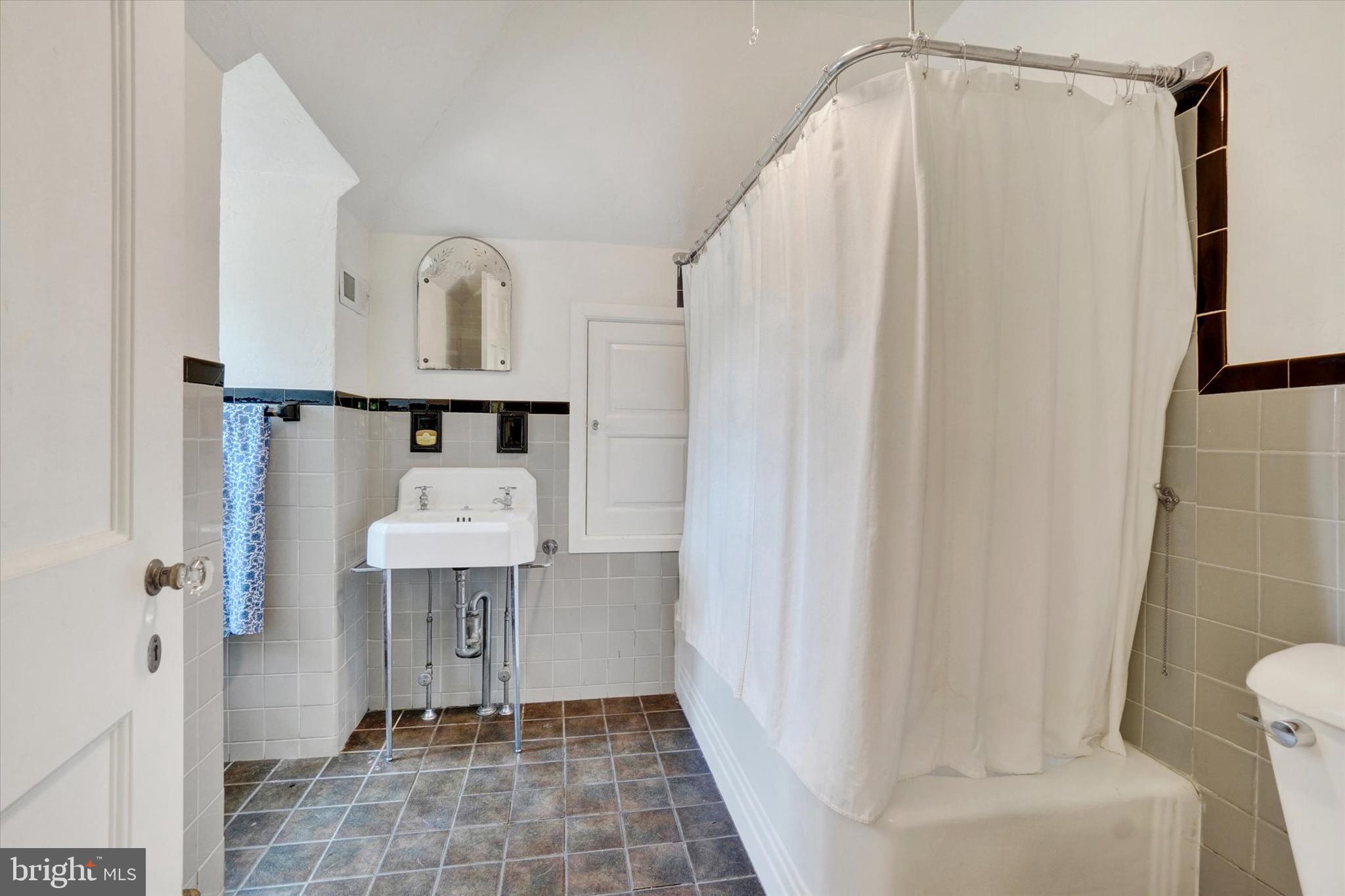 915 Arlington Road York, PA 17403 - Photo 42 of 71