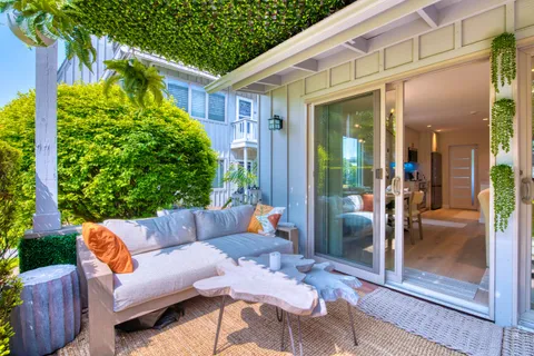 18 Bridge Street, Unit 2A, Sag Harbor, NY 11963