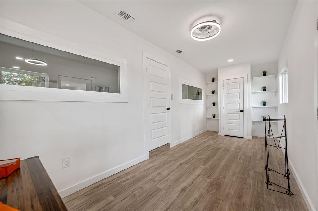 720 Judd Street Fort Worth, TX 76104 - Photo 25 of 35