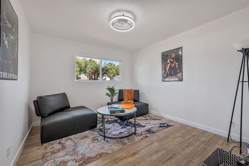 720 Judd Street Fort Worth, TX 76104 - Photo 26 of 35