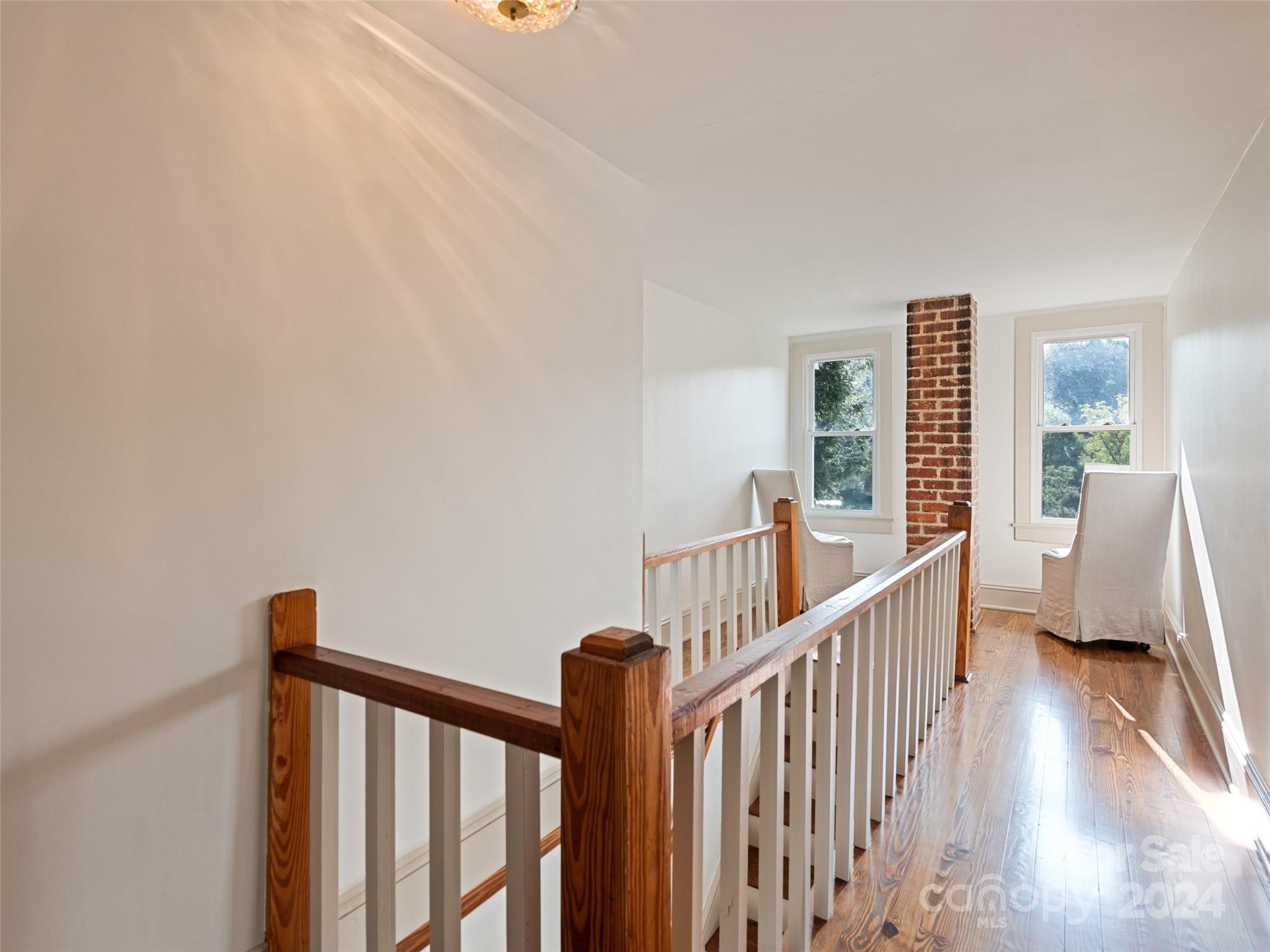 15 Scottdale Road Canton, NC 28716 - Photo 29 of 30 a view of a balcony with wooden floor