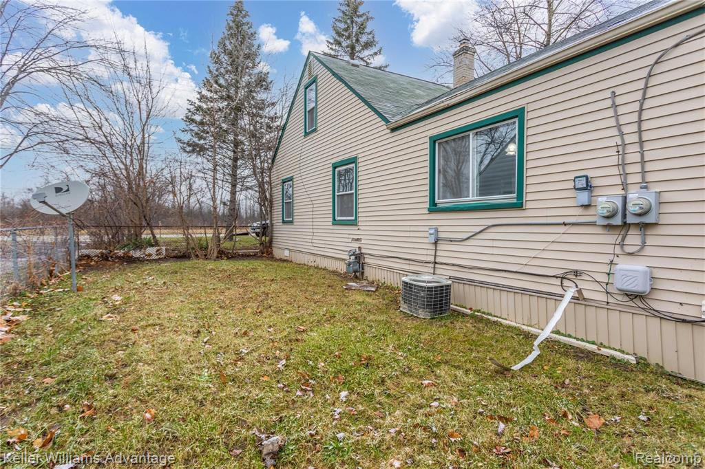 31721 Ecorse Road Romulus, MI 48174 - Photo 24 of 25