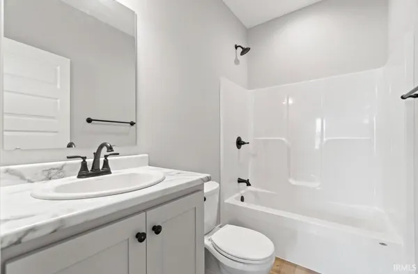 $389,900 | 1572 Hager Way, Fort Wayne, IN 46818