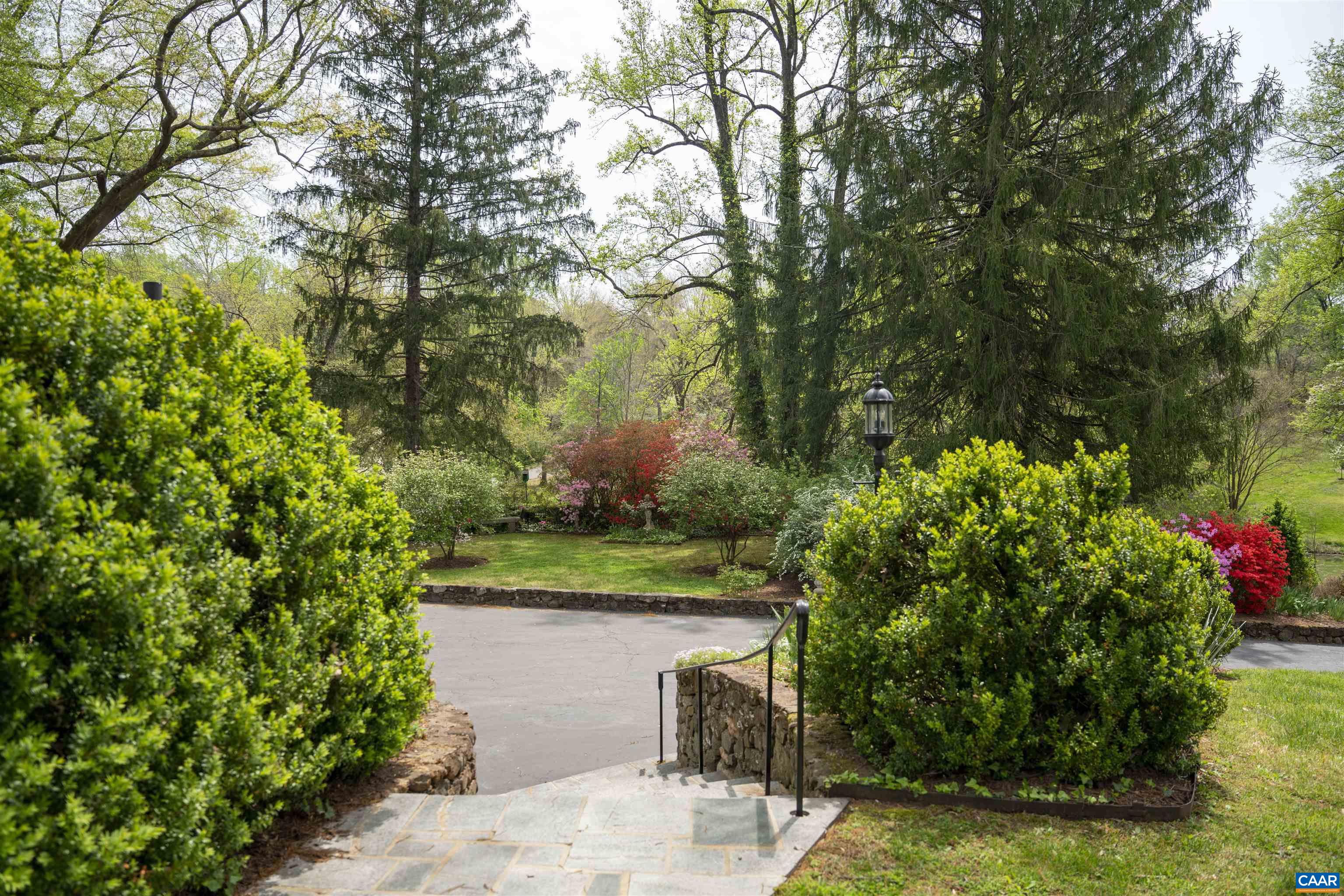 42 Old Farm Road Charlottesville, VA 22903 - Photo 23 of 35