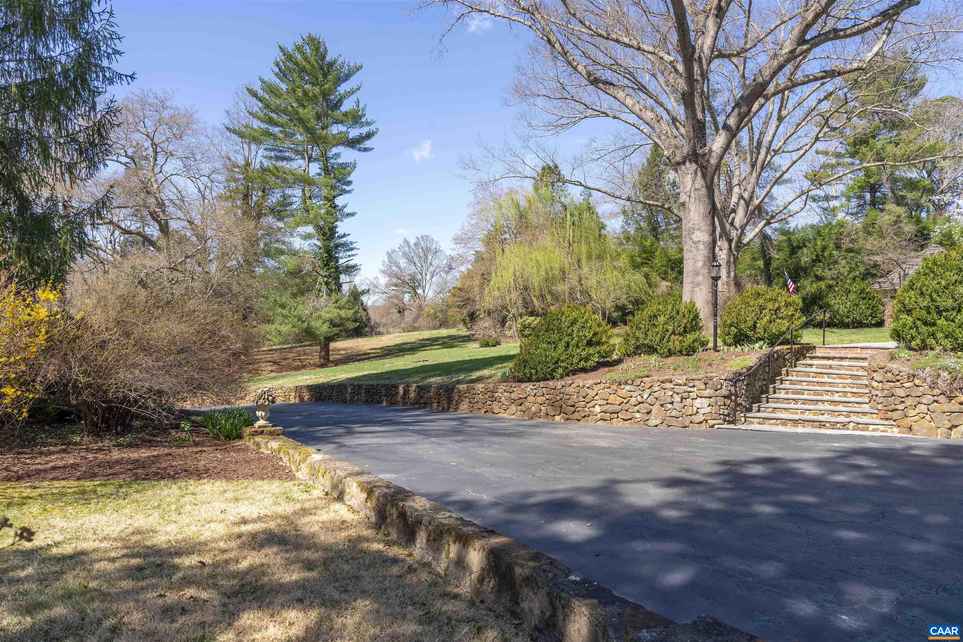 42 Old Farm Road Charlottesville, VA 22903 - Photo 31 of 35