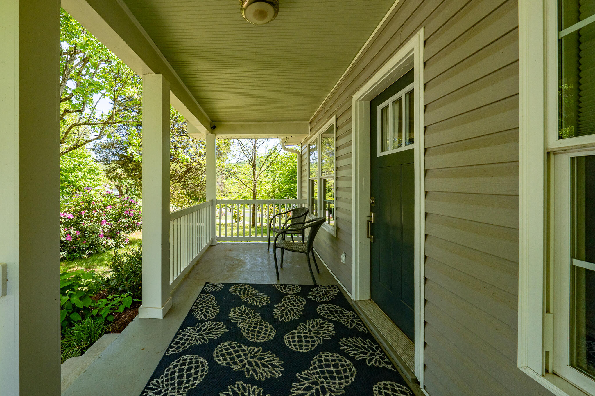 308 Oak Road Bristol, TN 37620 - Photo 4 of 34 308 Oak Road (5 of 42)