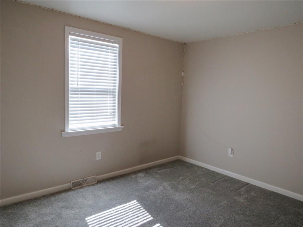 1337 Nine Eighty Road Canonsburg, PA 15317 - Photo 17 of 23