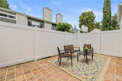 $699,000 | 18150 Andrea Circle South, Unit 1, Northridge, CA 91325