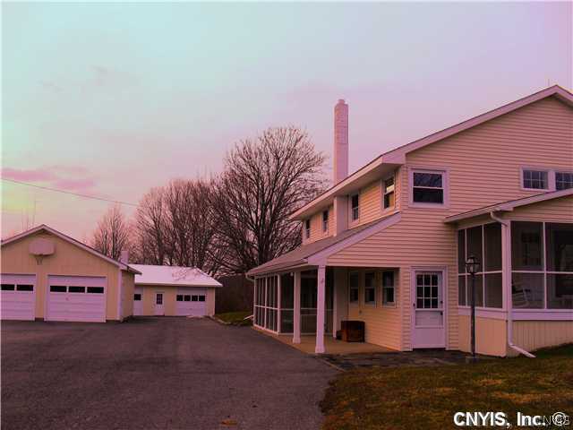 3657 Fisher Road Skaneateles, NY 13152 - Photo 1 of 16 Exterior Front