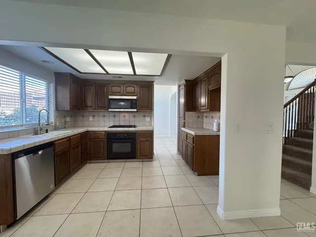 $378,900 | Undisclosed Address, Bakersfield, CA 93308